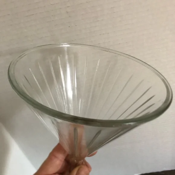 Vtg Large Ribbed Glass Funnel - Picture 4 of 9